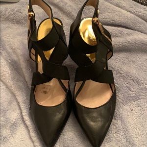 Micheal kors small heel